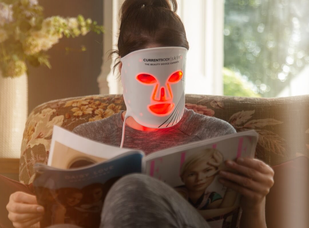 最新号掲載アイテム LED 美顔器マスク